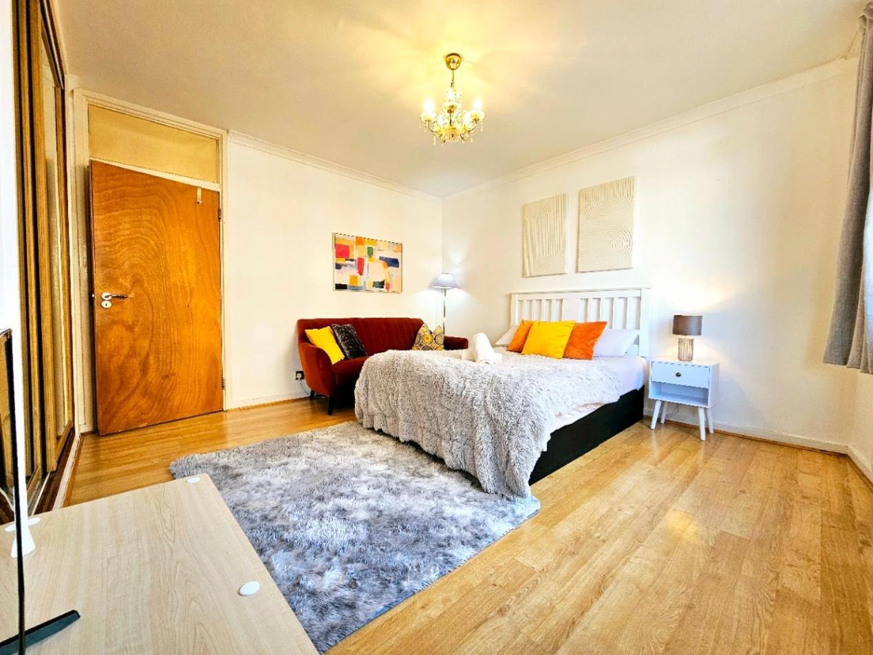Bright & Spacious Home In Building With Lift, Right Next To Bayswater Station - Walk To Kensington Palace, Hyde Park, Little Venice & Notting Hill London Eksteriør bilde