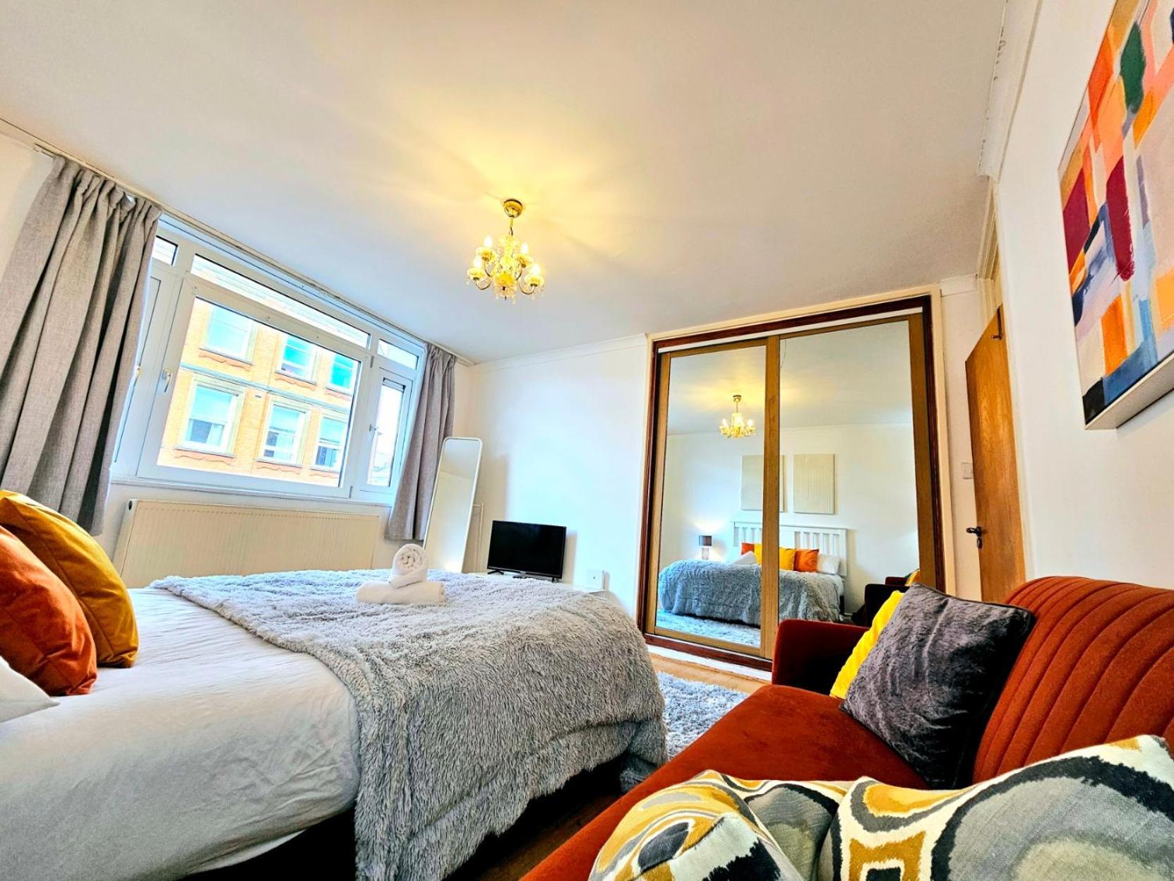Bright & Spacious Home In Building With Lift, Right Next To Bayswater Station - Walk To Kensington Palace, Hyde Park, Little Venice & Notting Hill London Eksteriør bilde